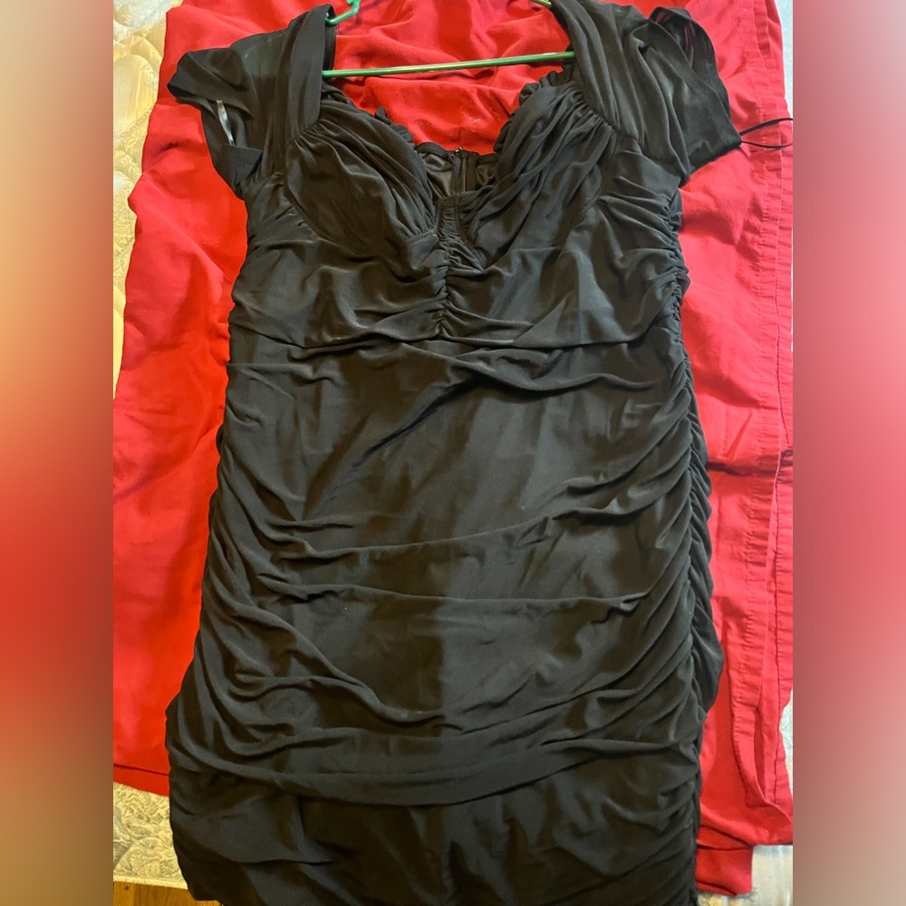 Body con dress, black.